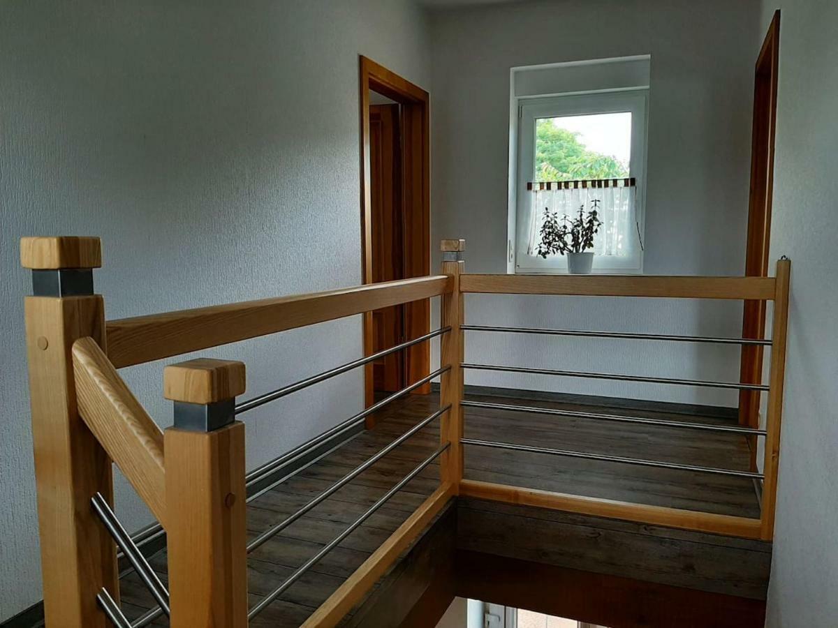 Ferienhaus Flotte Biene In Buggow Rubkow Exterior photo